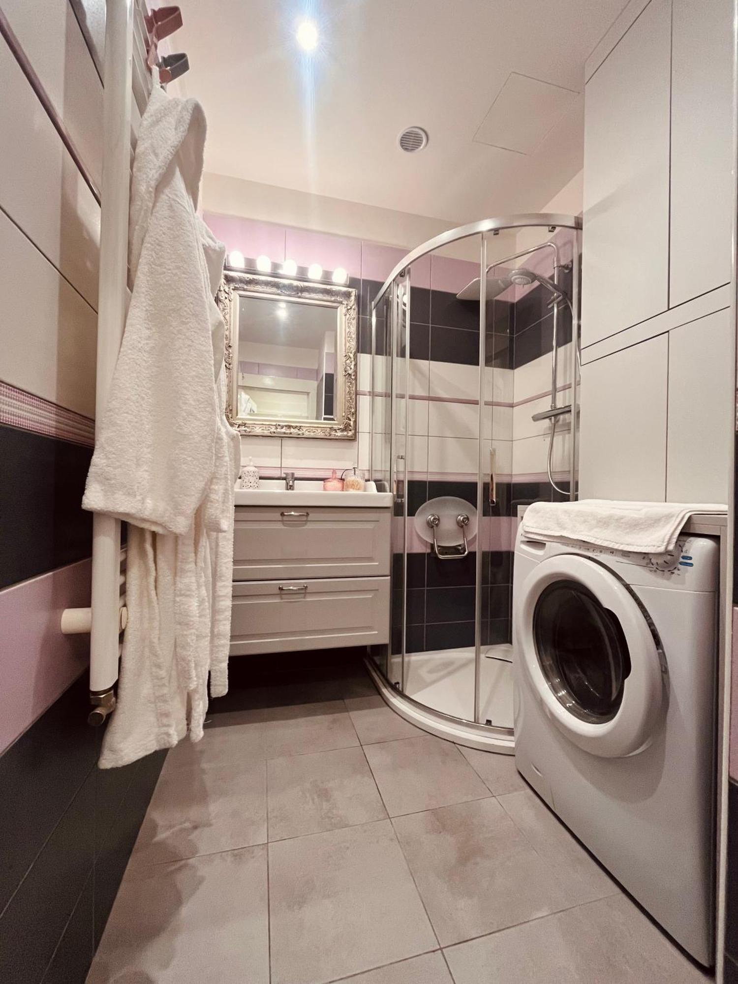 Moderni Apartman Na Hluboke V Praze - Idealni Pro 4 Praga Exterior foto